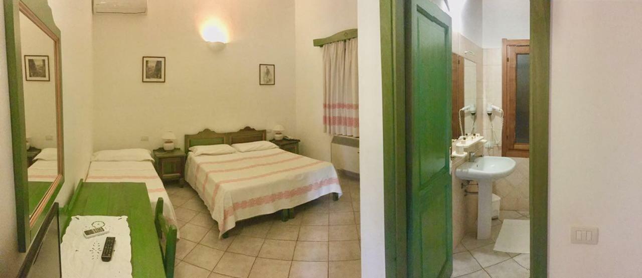 Hotel Sant Efisio Lotzorai Zewnętrze zdjęcie